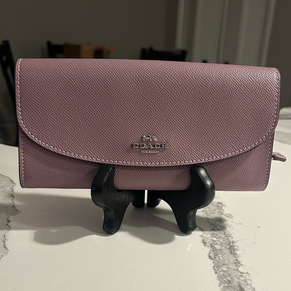 EUC COACH Women’s Crossgrain Slim Envelope Wallet Rich Purple Plum Silver HW - Picture 2 of 8